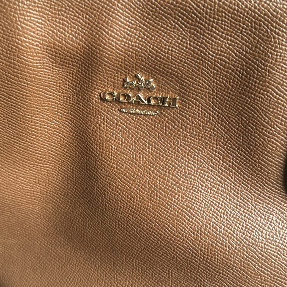 Coach City Zip Tote - Picture 13 of 14